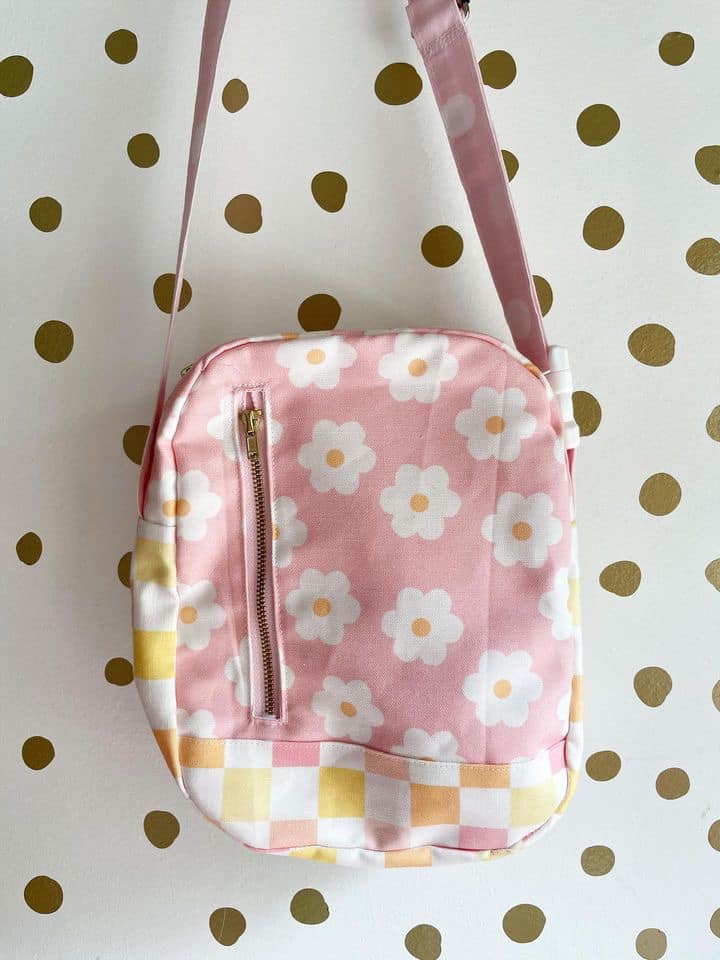 Preorder Crossbody bag floral