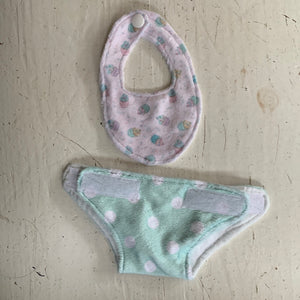 Mia/10 inch cupcake diaper set