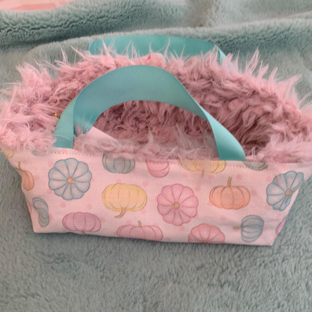 8 inch Pumpkin doll bassinet