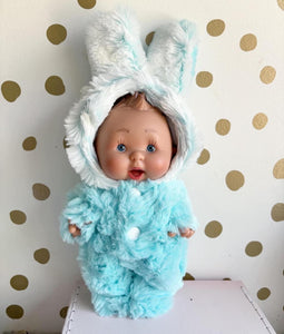 2-8” bunny dolls