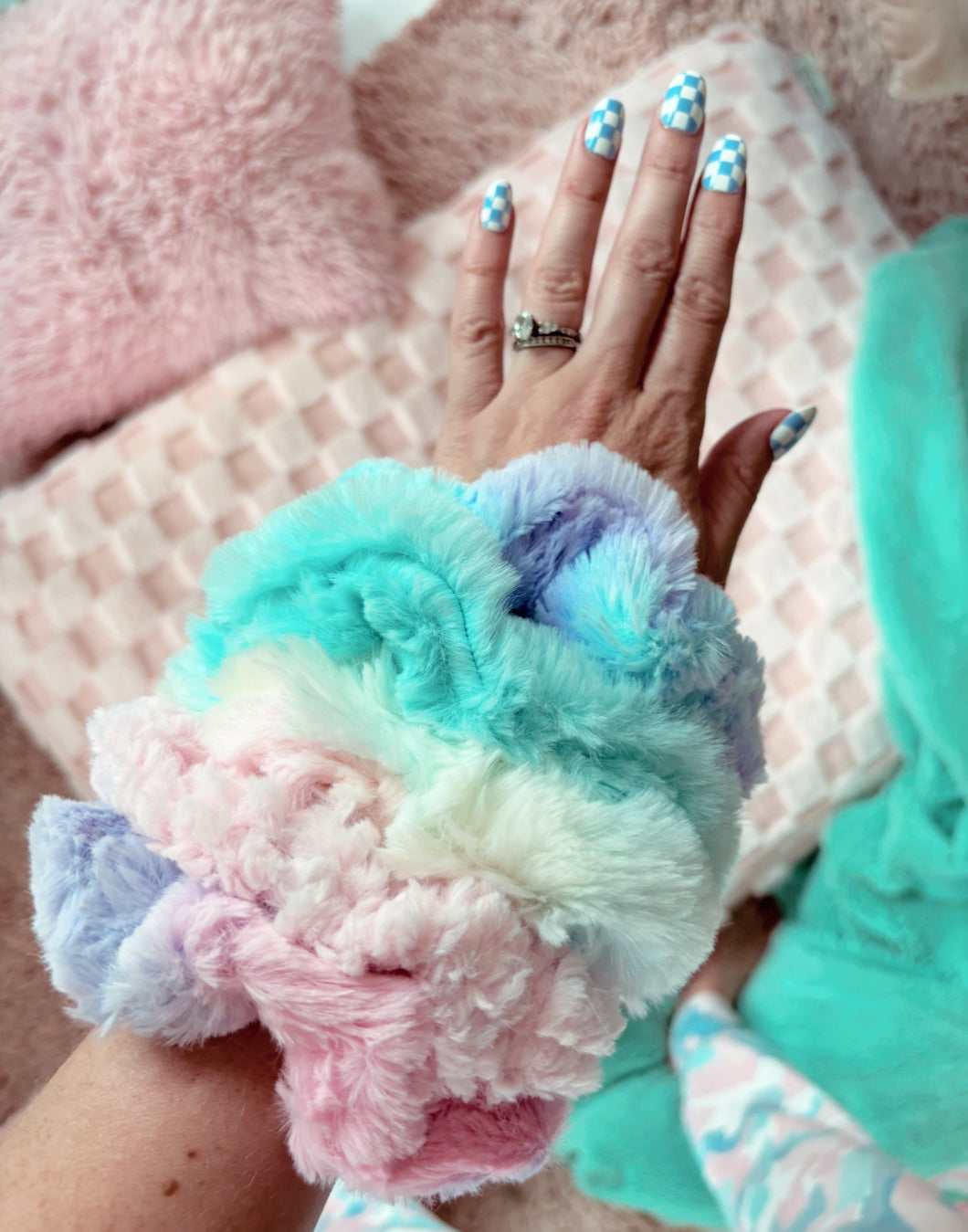 Pastel rainbow fur scrunchie set