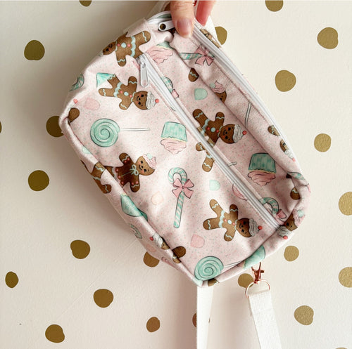 5x8 Large Pink Gingerbread Fannypack