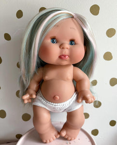 Naked pouty lip pepote