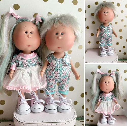 Exclusive smiley mia and Mio