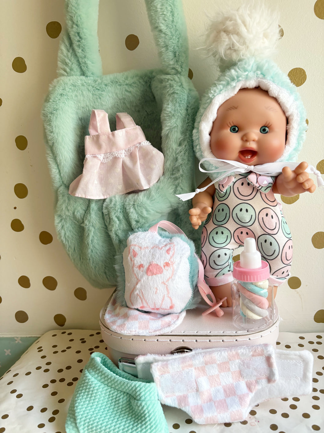 10 inch Smiley deluxe doll set