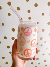 Load image into Gallery viewer, Peace signs glass