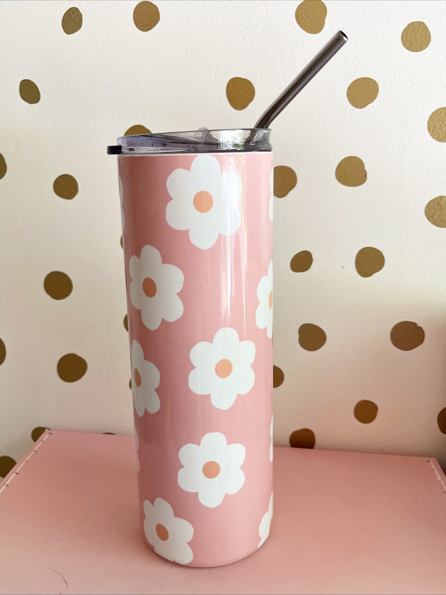 20oz pink and white daisy Tumbler