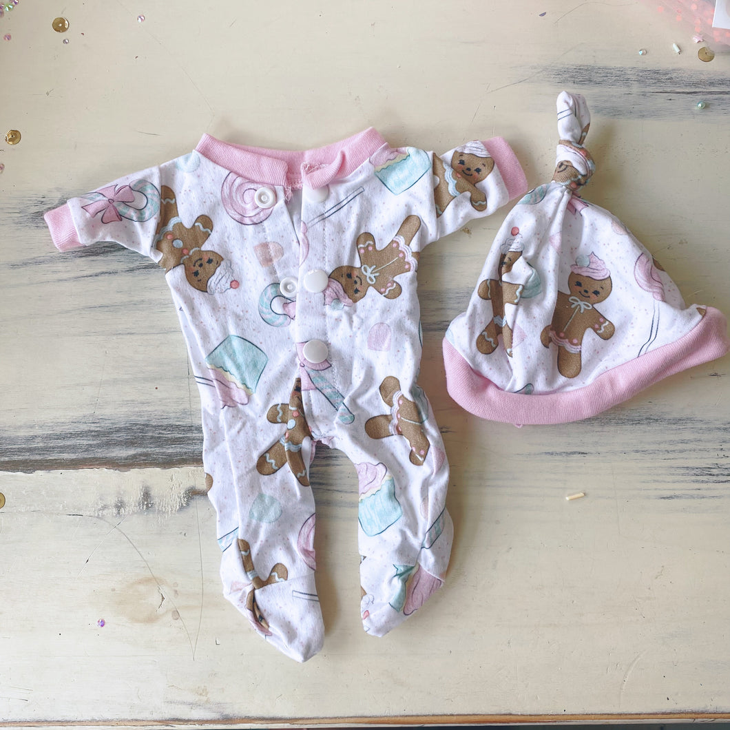 13 inch gingerbread pajama set