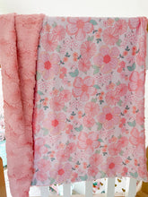 Load image into Gallery viewer, Snuggle Blanket: Floral 1