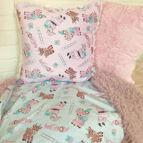 Christmas Scene Snuggle Blanket